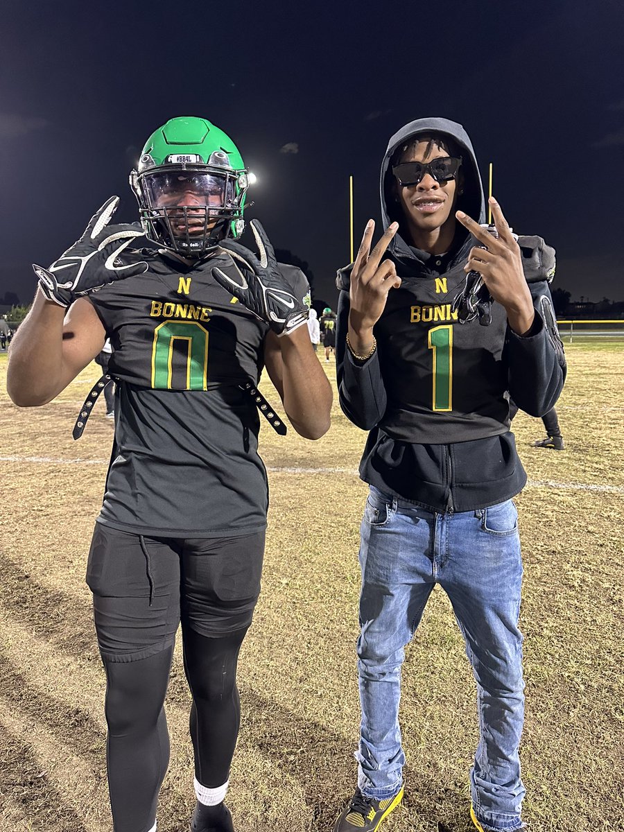 DSPN. (@ncaarecruits) on Twitter photo Free at last. Top seed #Narbonne hosts Dorsey in <a href="/CIFLACS/">CIF LA City Section</a> Open Div Quarterfinal
<a href="/Tarek_Fattal/">Tarek Fattal</a> <a href="/latsondheimer/">eric sondheimer</a> <a href="/BonneFTBL/">Narbonne Football</a> Free at last. Top seed #Narbonne hosts Dorsey in <a href="/CIFLACS/">CIF LA City Section</a> Open Div Quarterfinal
<a href="/Tarek_Fattal/">Tarek Fattal</a> <a href="/latsondheimer/">eric sondheimer</a> <a href="/BonneFTBL/">Narbonne Football</a>
