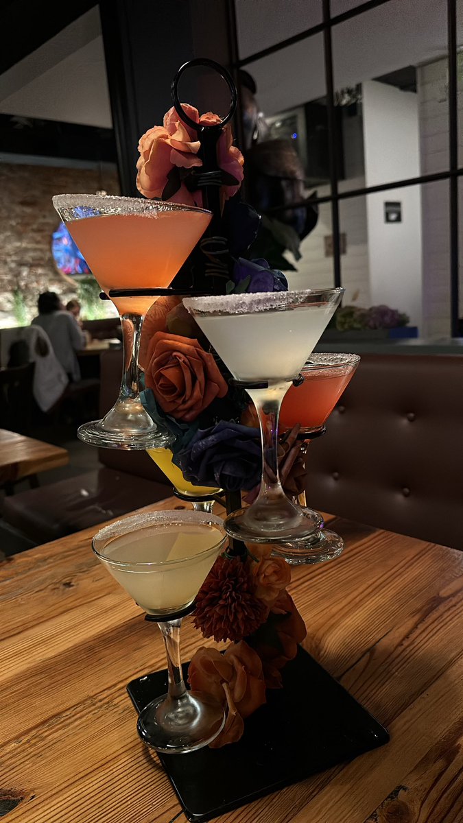 amanimonet_'s tweet image. 😍😍😍😍