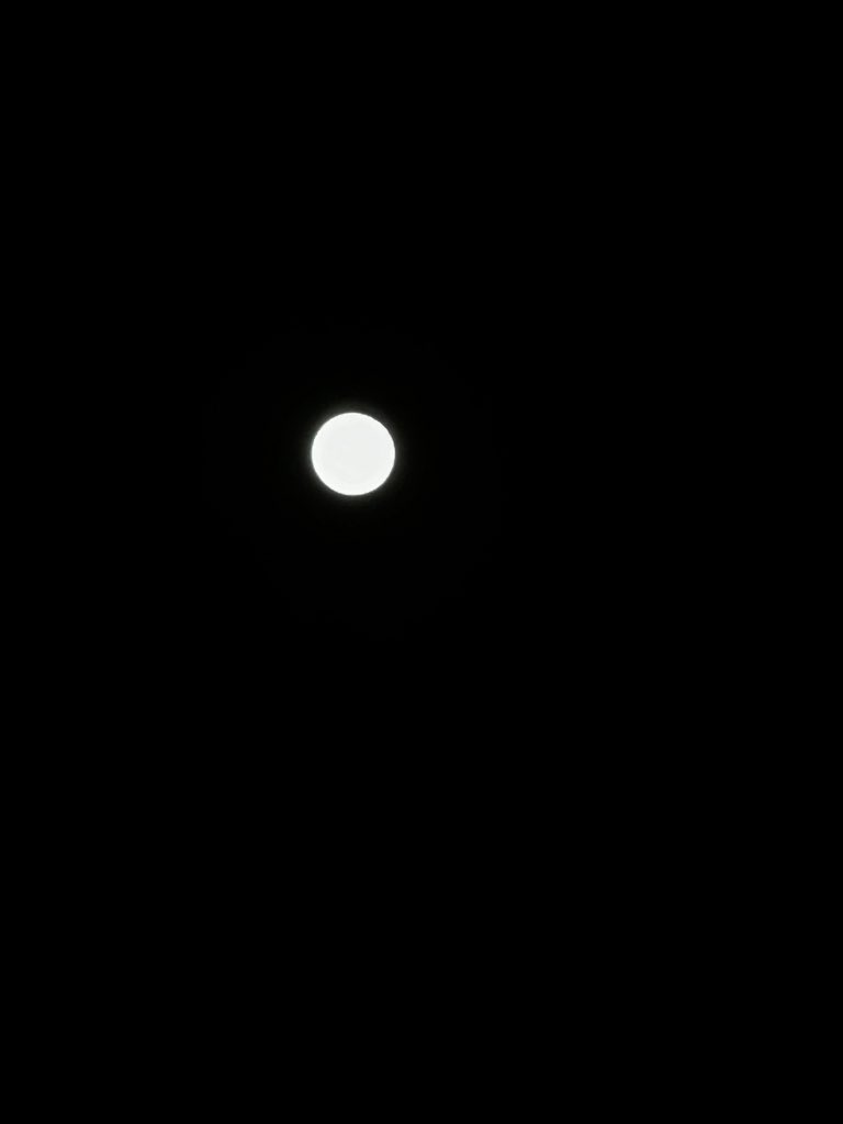 FBYaseen's tweet photo. 🌌 🌕 https://t.co/wH7I06anV6