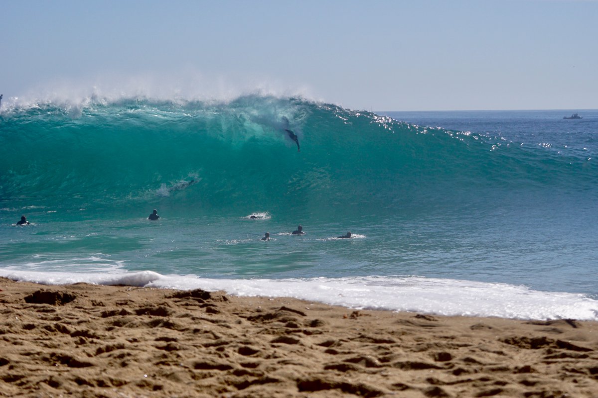 RossFletcher76's tweet photo. A pretty big one at The Wedge in Newport Beach #bodysurfing #surfing #surfphotography #oceanart https://t.co/y3PugitW7W