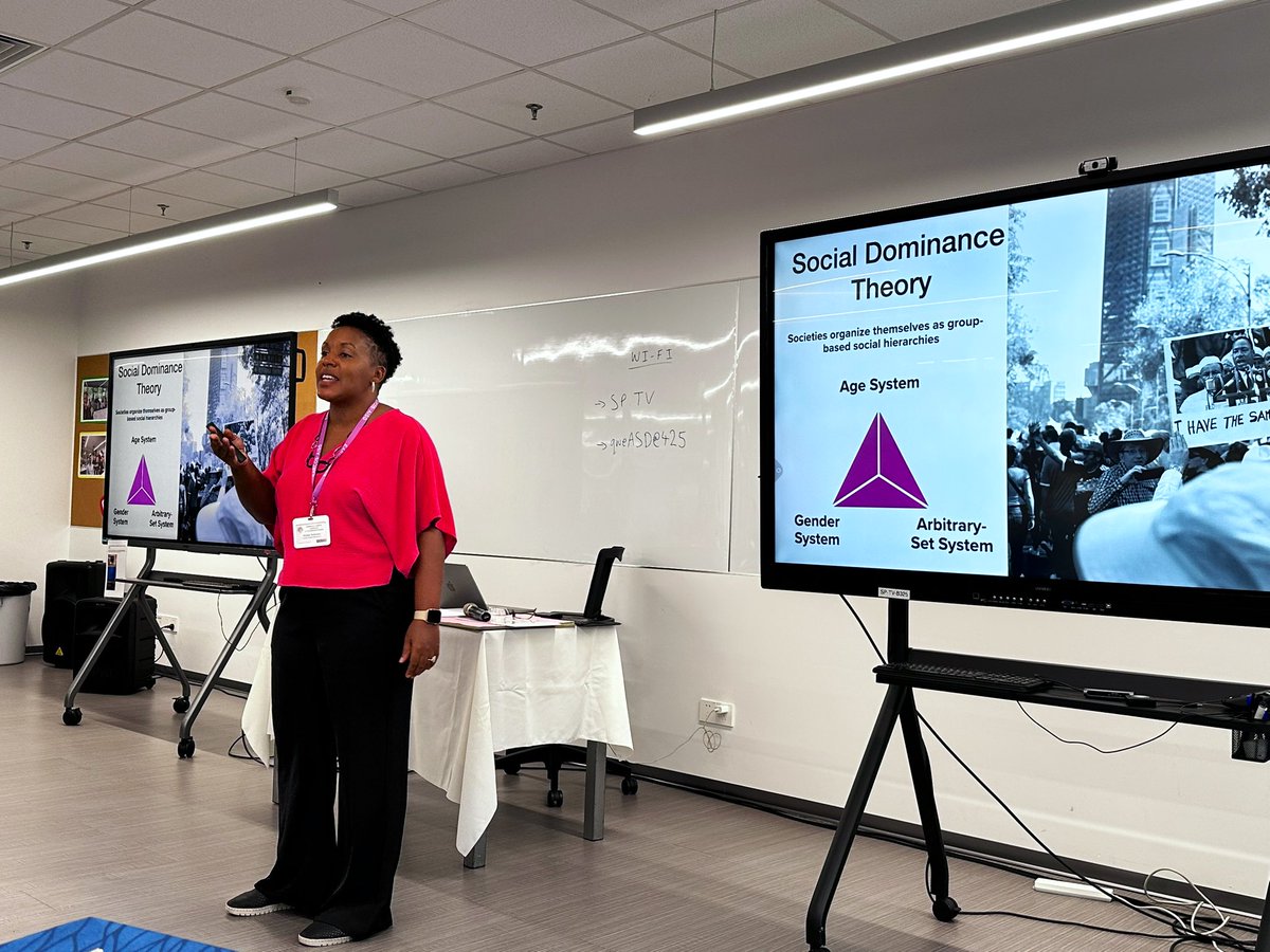 Learning together <a href="/EARCOSORG/">EARCOS</a> weekend workshop with @ksolomon81 - Cultural and Contextual Supremacy in International Education <a href="/AISGZ/">AISGZ</a>