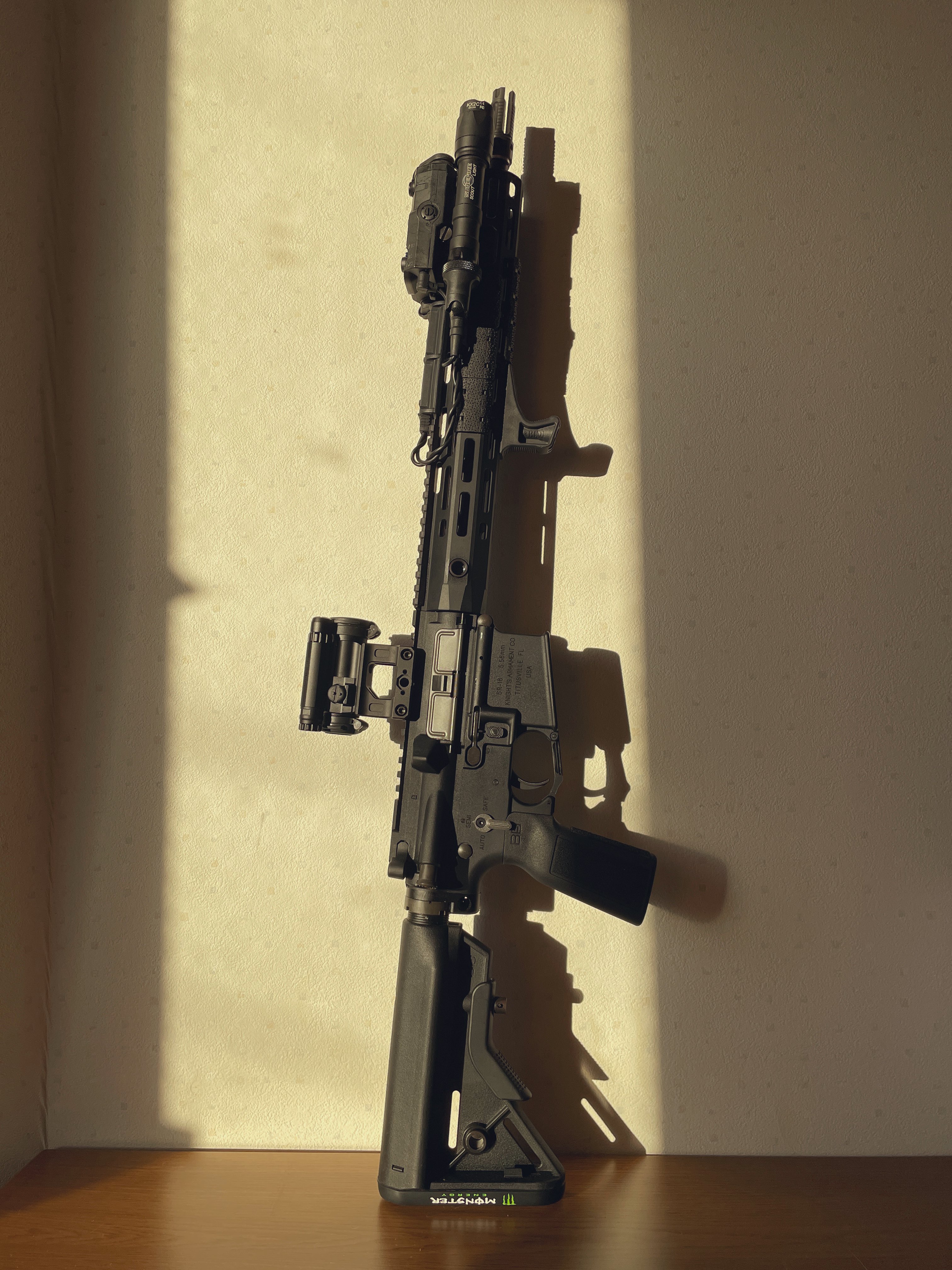 sr16 - Search / X