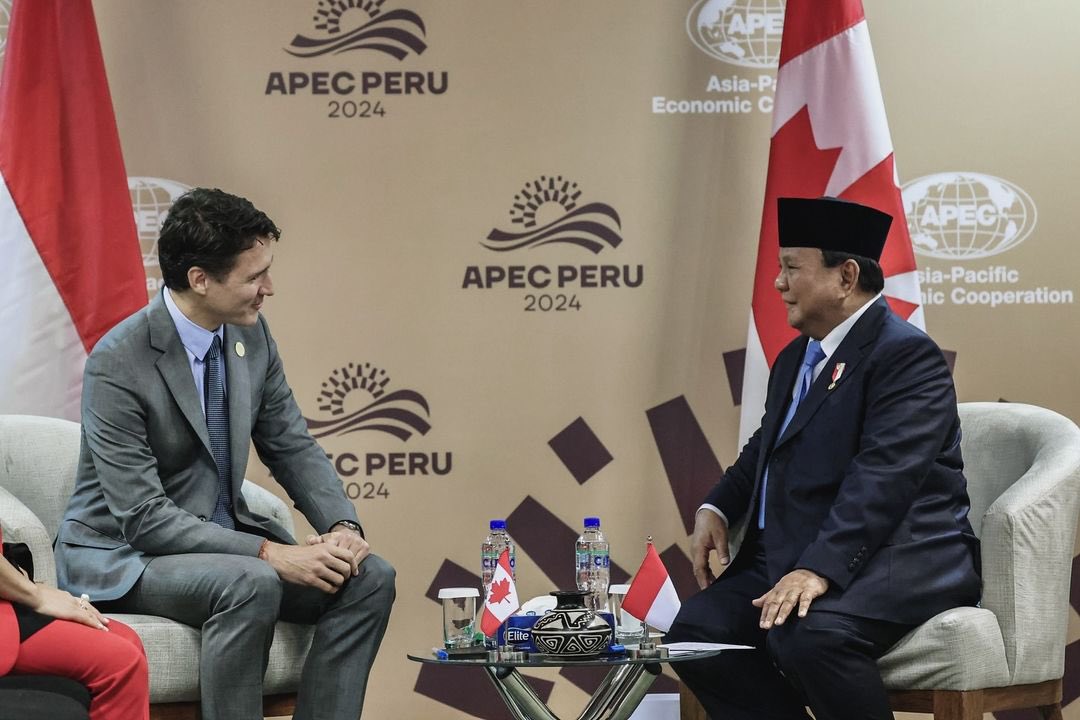 Di sela kegiatan KTT APEC, saya melaksanakan pertemuan dengan Perdana Menteri Kanada, Yang Mulia <a href="/JustinTrudeau/">Justin Trudeau</a>, untuk menyepakati perjanjian kerja sama perdagangan bebas.

Kerja sama Indonesia-Kanada ini dirancang untuk mendorong pertumbuhan ekonomi, menciptakan lebih banyak
