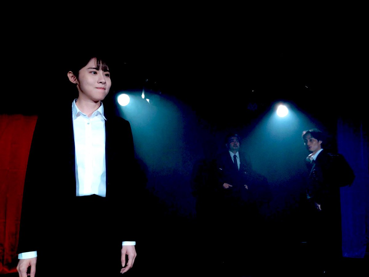 nU6WEz8uXejpmSs's tweet photo. 【エピソード1.5】
〜もう一つの光〜

code:L本公演の少しあと？の物語。

台本頂いて
めちゃくちゃ世界が膨れ上がってた💦

こうなるん！？
お、お〜〜！

チップ&amp;デールも世界線で過ごす！
そして強キャラようこそ��✨
ラブ❤️大切！
先の物語へ続く？

#コードエル https://t.co/YdCX50wEwU