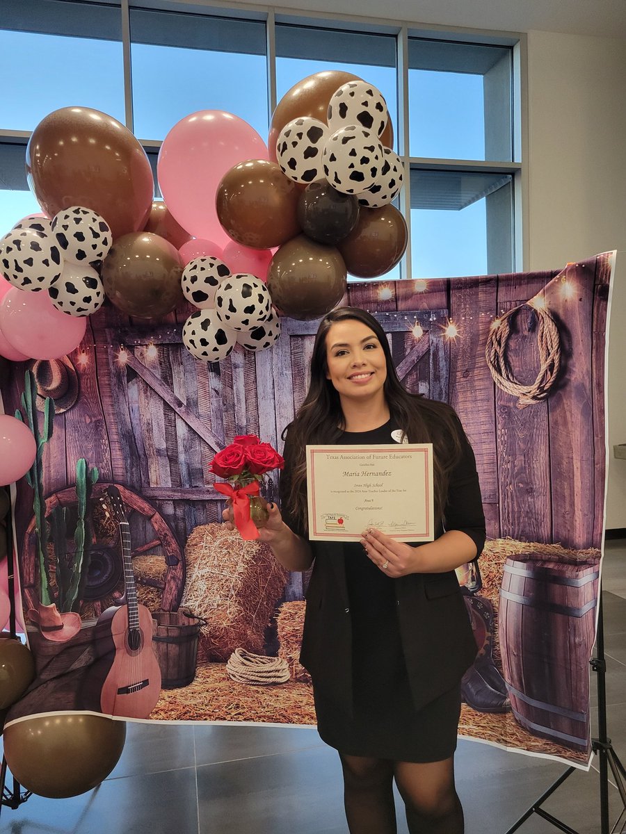 Maria Hernandez (@mariah_915) on Twitter photo I am deeply honored to be recognized as the Area 9 TAFE Teacher Leader of the Year. This recognition is not just a personal achievement but a reflection of the incredible support and inspiration I receive from my students. 🚀 <a href="/ariasjennifer/">Jennifer Arias</a> <a href="/CTE_EPISD/">CTE_EPISD</a> <a href="/fehuizarAP/">Dr. Francisco Huizar Gonzalez</a> <a href="/irvin_high/">Irvin High School</a> I am deeply honored to be recognized as the Area 9 TAFE Teacher Leader of the Year. This recognition is not just a personal achievement but a reflection of the incredible support and inspiration I receive from my students. 🚀 <a href="/ariasjennifer/">Jennifer Arias</a> <a href="/CTE_EPISD/">CTE_EPISD</a> <a href="/fehuizarAP/">Dr. Francisco Huizar Gonzalez</a> <a href="/irvin_high/">Irvin High School</a>