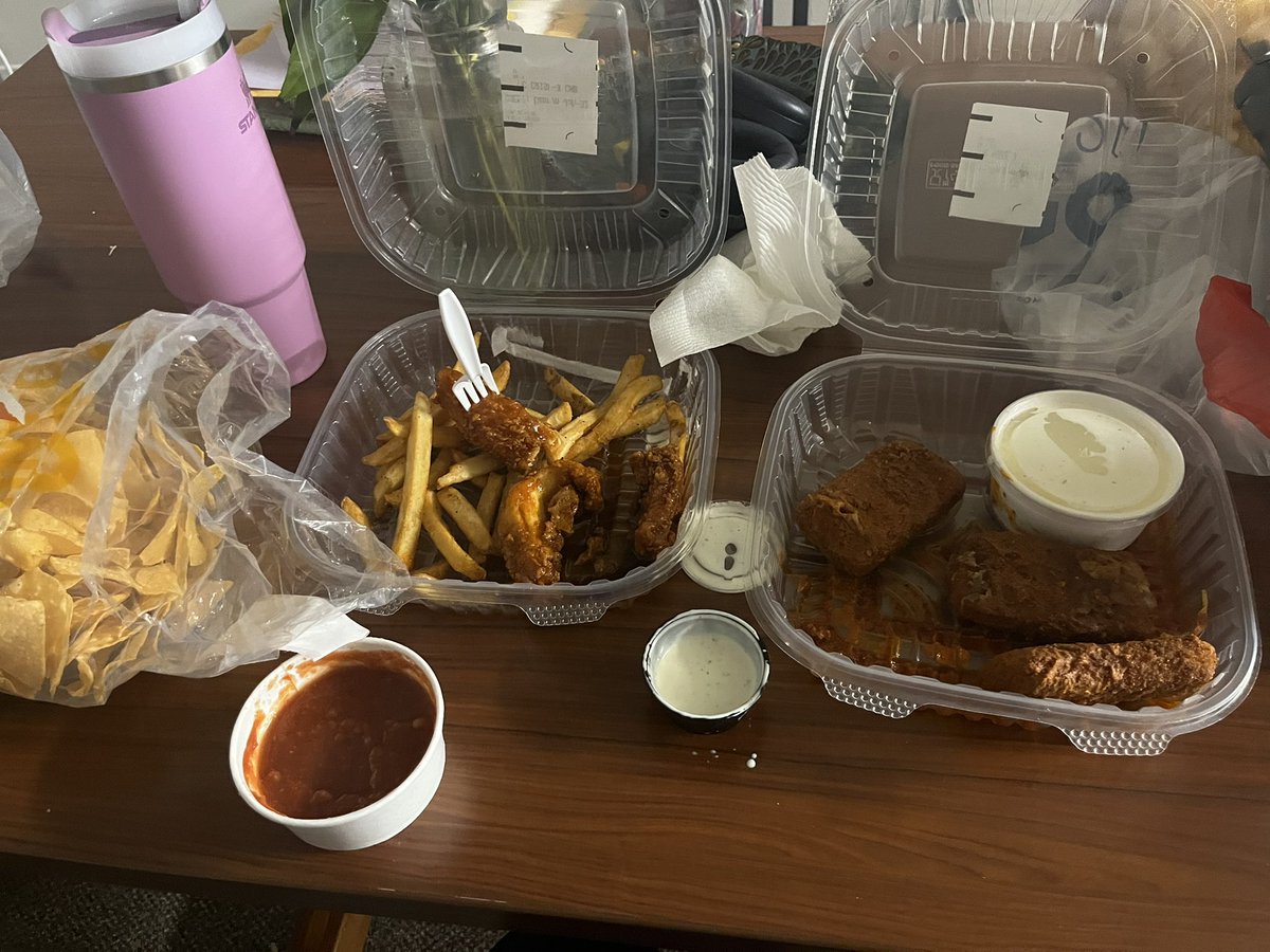 seodilf's tweet image. #devoured