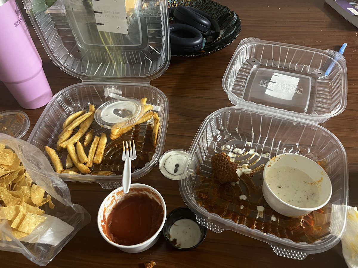 seodilf's tweet image. #devoured