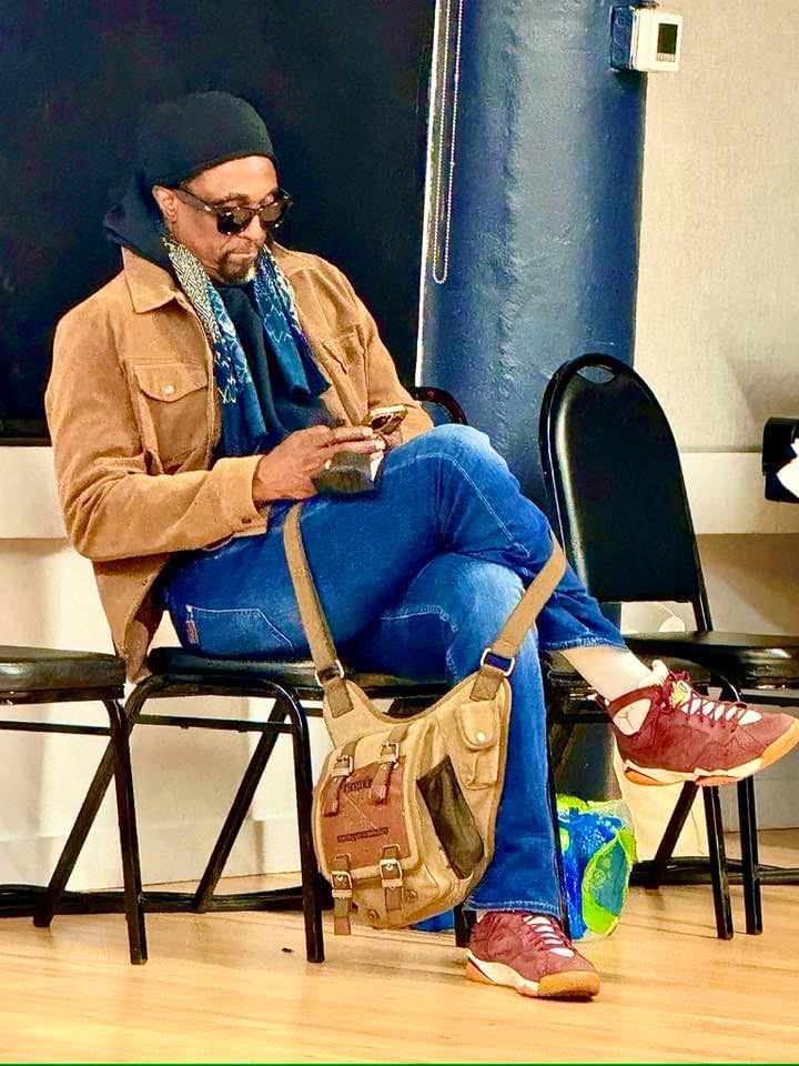 fred79977's tweet photo. Side singer ……WeLove You…..❤️
#BernardFowler
#Singer
@bernardfowler
#RollingStones https://t.co/ZaiOyUI6HJ