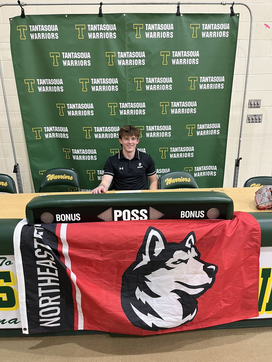 Nothing better than signing day

Congrats to <a href="/Milesblake61/">Miles Blake</a> on his official commitment to <a href="/GoNUbaseball/">Northeastern Baseball</a> 

<a href="/tgsports/">Worcester T&G Sports</a>