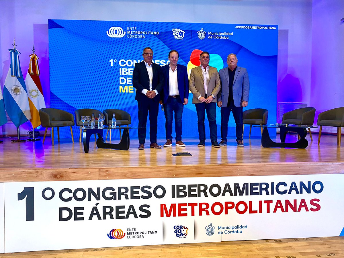 AmbrosioTucho's tweet photo. CÓRDOBA METROPOLITANA, MÁS INTEGRACIÓN 🚍💪

Un honor haber sido parte del 1° Congreso Iberoamericano de Áreas Metropolitanas que tuvo lugar en #CórdobaCapital con el impulso del @EnteMetropolCba. 

Muchas gracias a todos los referentes de ⬇️ https://t.co/lRhQDADYHS
