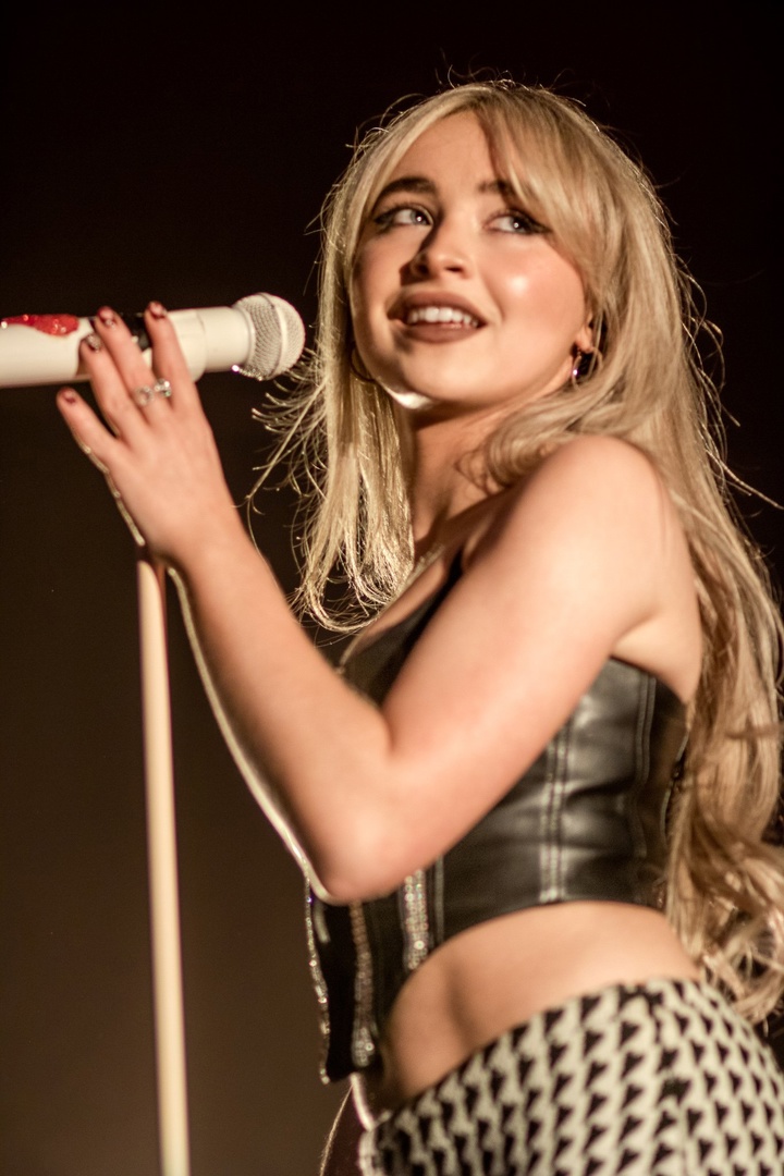 © 𝗣𝗼𝗽 𝗕𝗲𝗮𝘂𝘁𝘆 (#PopBeautyRP)
Music › #EICSxTourRP › 𝗠𝗮𝗸𝗲 𝗨𝗽!

News! 🗞️ ･ Read the 𝖺͟𝗋͟𝗍͟𝗂͟𝖼͟𝗅͟𝖾: Closer look to 𝗡𝘆𝗿𝗮 𝗦𝗲𝘃𝗮𝘀𝘁𝘆𝗮𝗻 (<a href="/luxenscripts/">moved to @luxenote 💌</a>)'s natural make-up for tonight's concert in Atlanta!