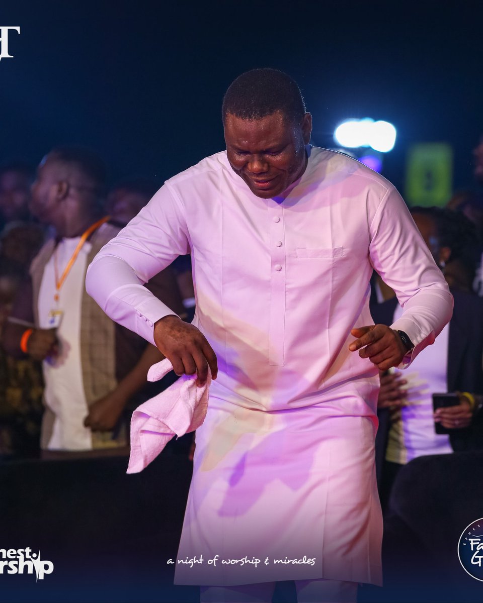 finestworship's tweet photo. 🎶Ijinlẹ ninu ijinlẹ
E ṣeun ooo
Ijinlẹ ninu ijinlẹ
E seun ooo
#FinestWorship2024 #FatherofGlory #GLTChurch https://t.co/DGObn3Mfm6