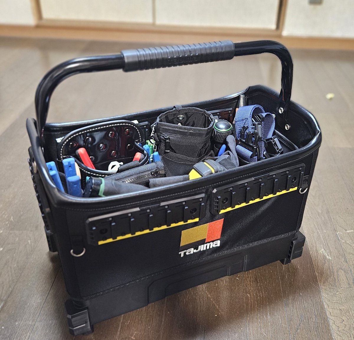 cnfize's tweet image. 自分の施工現場セットをタジマのセフシステムのやつに変えて見たけど、使い勝手は良くなるかな？
#tajima #セフ #タジマ