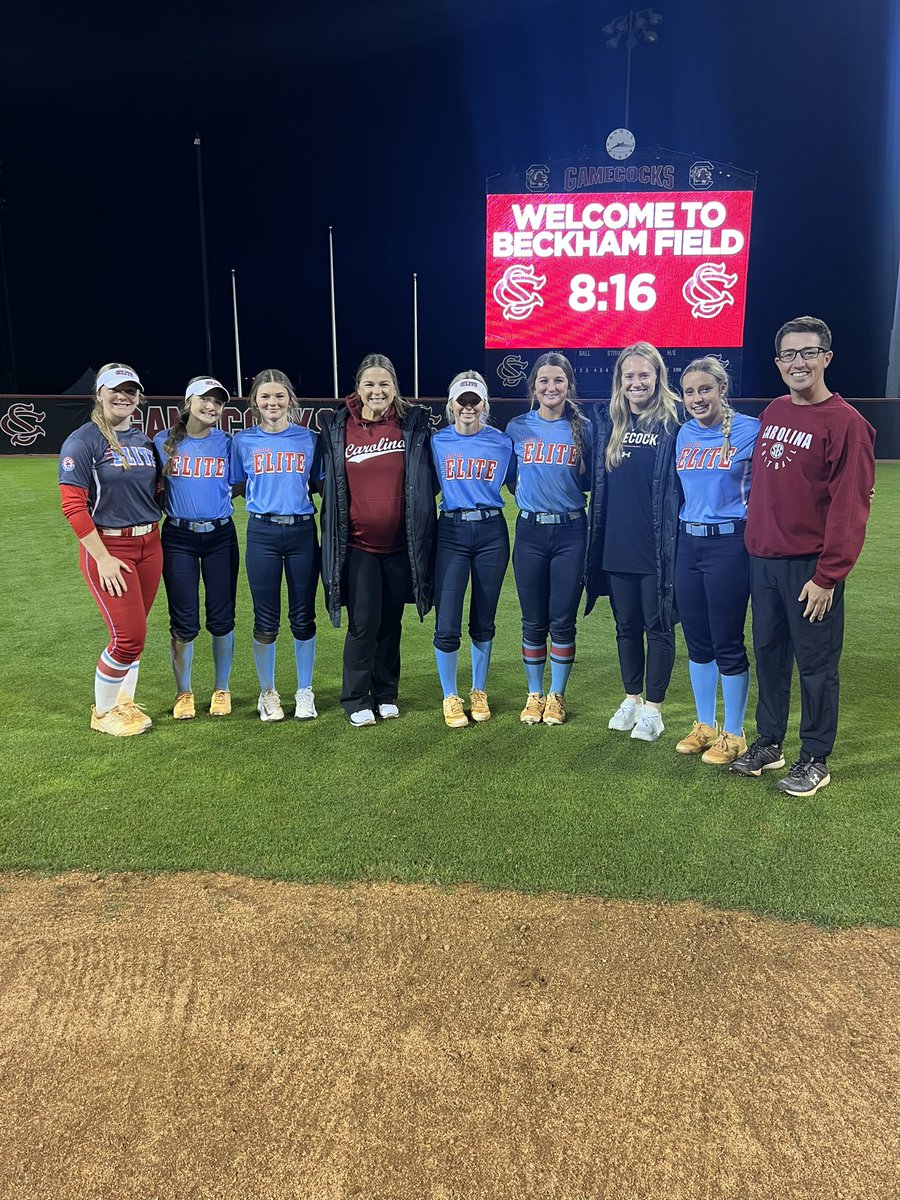 Thank you coaches <a href="/ashleychastain/">Ashley Chastain Woodard</a> <a href="/KatieRBrowder/">Katie Rietkovich Browder</a> <a href="/CoachZack21/">Zack Parsons</a>  for hosting great camp tonight! I enjoyed being back at Beckham field with my little sister, teammates, and some of the <a href="/CESCRWZ/">Carolina Elite National RWZ/Drotar</a> crew! I look forward to returning soon! 
<a href="/CESC_Drotar/">Carolina Elite National Drotar</a>