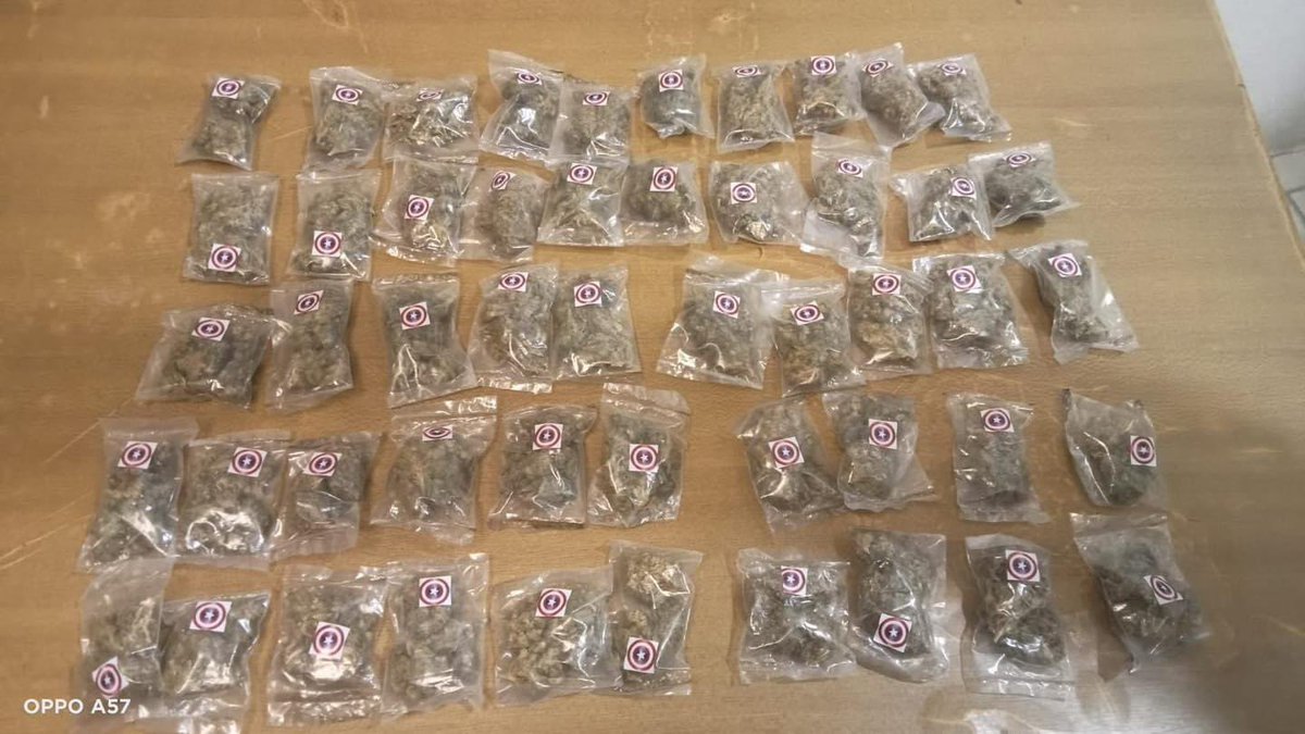TrejoReportera's tweet photo. Decomisan marihuana, crack cristal y cocaína en Tapachula, Chiapas https://t.co/GvyLIEUbqX https://t.co/UfJPSGPWRi