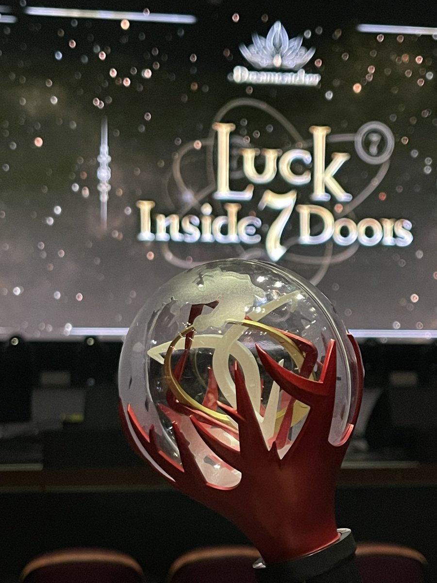 They don’t know we’re the Deukae Teams 🤭 
<a href="/DeuKaeVoting/">Deukae Voting 💜</a> <a href="/DeuKaeStreaming/">Deukae Streaming 💙</a> 
#Dreamcatcher #드림캐쳐 @hf_Dreamcatcher