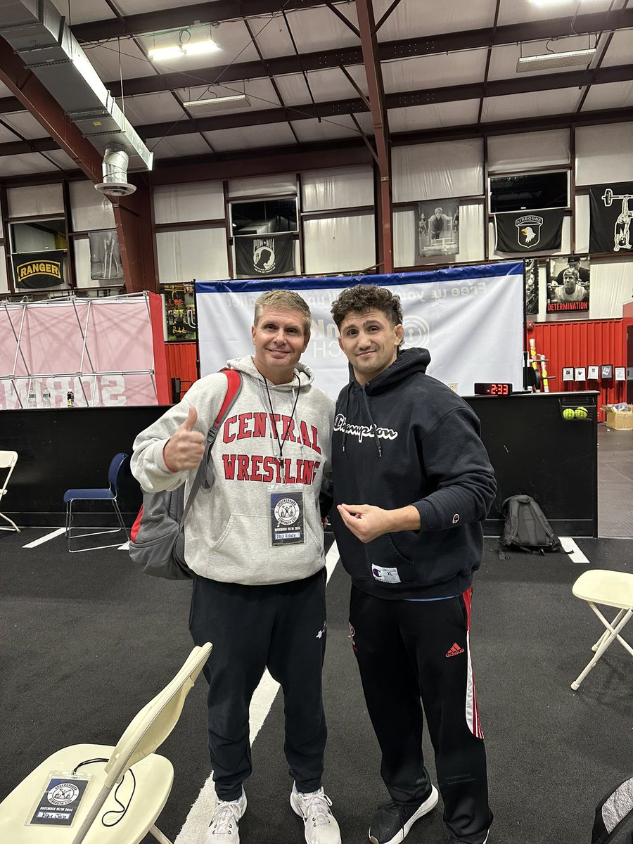 RealRayJaz's tweet image. Legends only!! Underground Strength Con 2024, much needed!! #FBI #LiveTheCode #JerseyLegend @ZEvenEsh