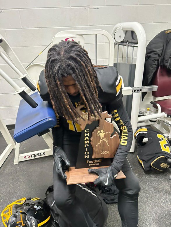 We gone keep fighting for 4 more quarters 💯 <a href="/MIexposure/">Michigan exposure</a>