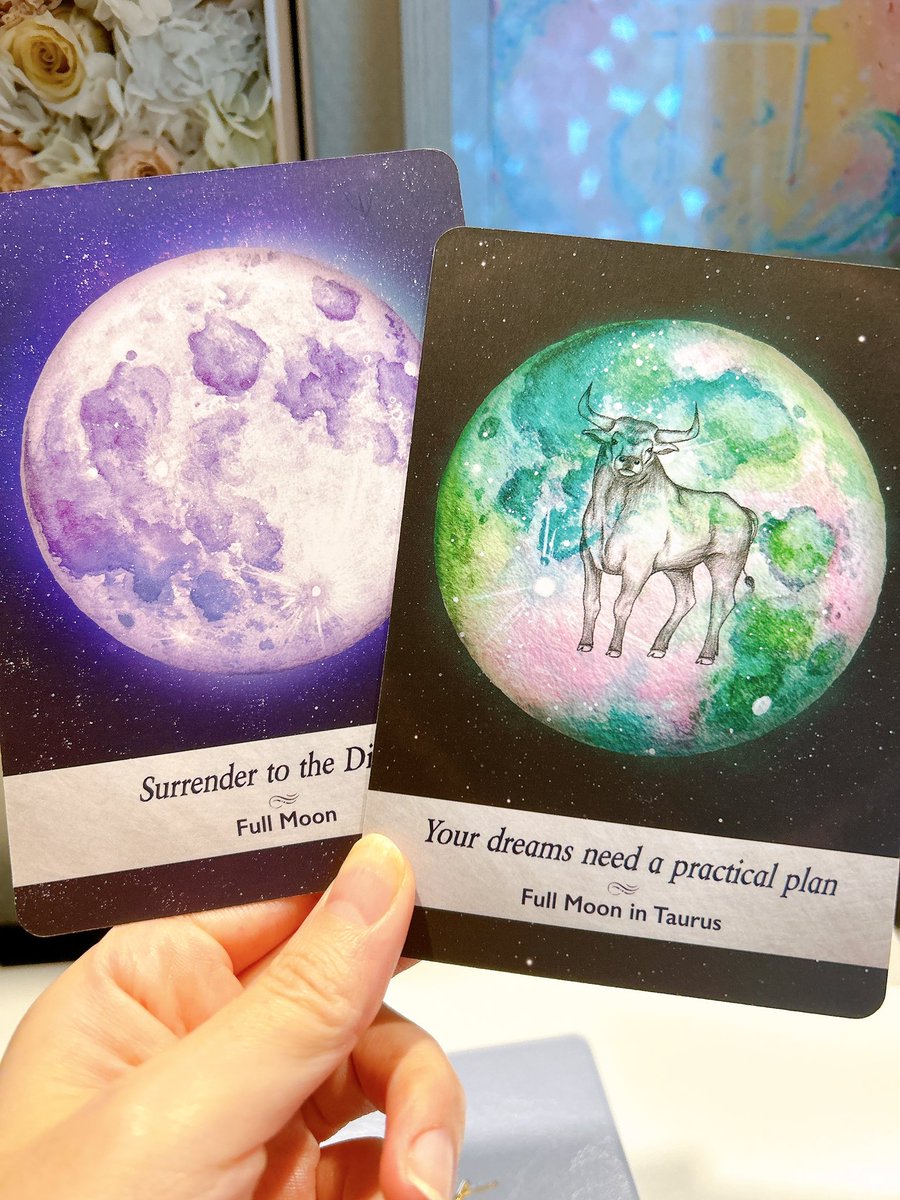 本日は牡牛座満月

今自分にある豊かさを感じる

五感を喜ばせる

感性を信じて自由に生きる

11月20日からは
本格的な風の時代がスタートする

風に乗るのも
地にしがみつくのも
自分次第で自由☺️✨

わたしは時代の流れに
身をまかせてみたい 

#風の時代