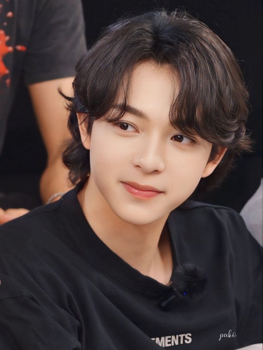 ไม่รู้จะชมว่าหล่อหรือสวยดี ครบองค์มากดูดีไปหมด 😚

JOHANNORTH x WeTV
#WeTVxFoureverYouLIVE
#bbasjtr <a href="/basjtr/">นอนอร์ธ น้องเด๋อเดอะซุย</a>
#บาสเด็กอ้วนที่แท้จริง
