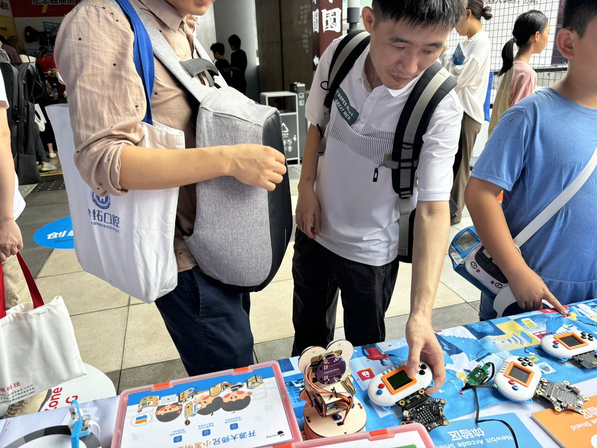 KittenBot (@kittenbot1) on Twitter photo .<a href="/CalliopeMini/">Calliope</a> in #ShenzhenMakerFaire 2025 at <a href="/KittenBot1/">KittenBot</a> booth ! .<a href="/CalliopeMini/">Calliope</a> in #ShenzhenMakerFaire 2025 at <a href="/KittenBot1/">KittenBot</a> booth !
