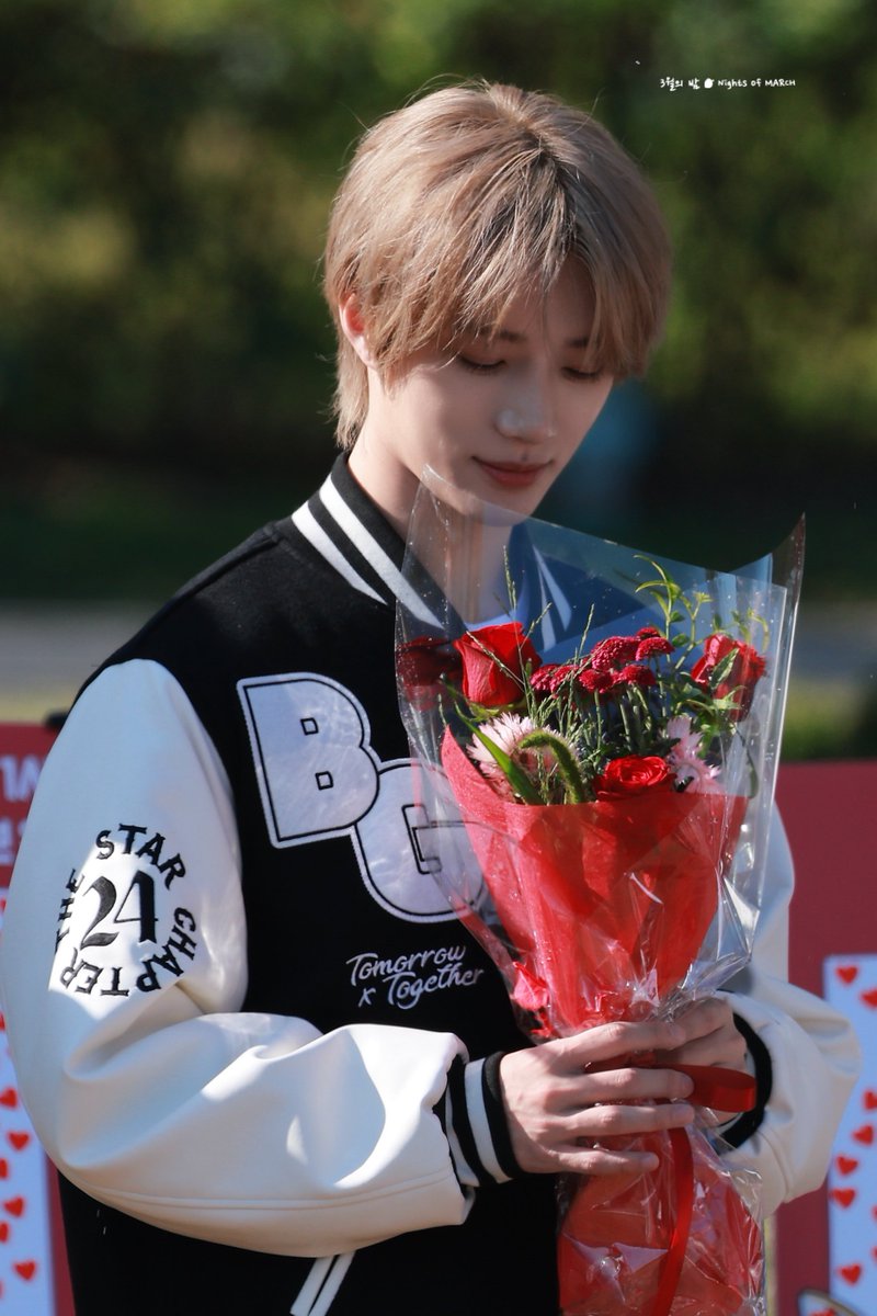 241108 모크닉 HD
💐🫧❤️
#범규        #BEOMGYU       
#TXT_BEOMGYU  #TXT_범규 
#TOMORROW_X_TOGETHER              
#TXT
