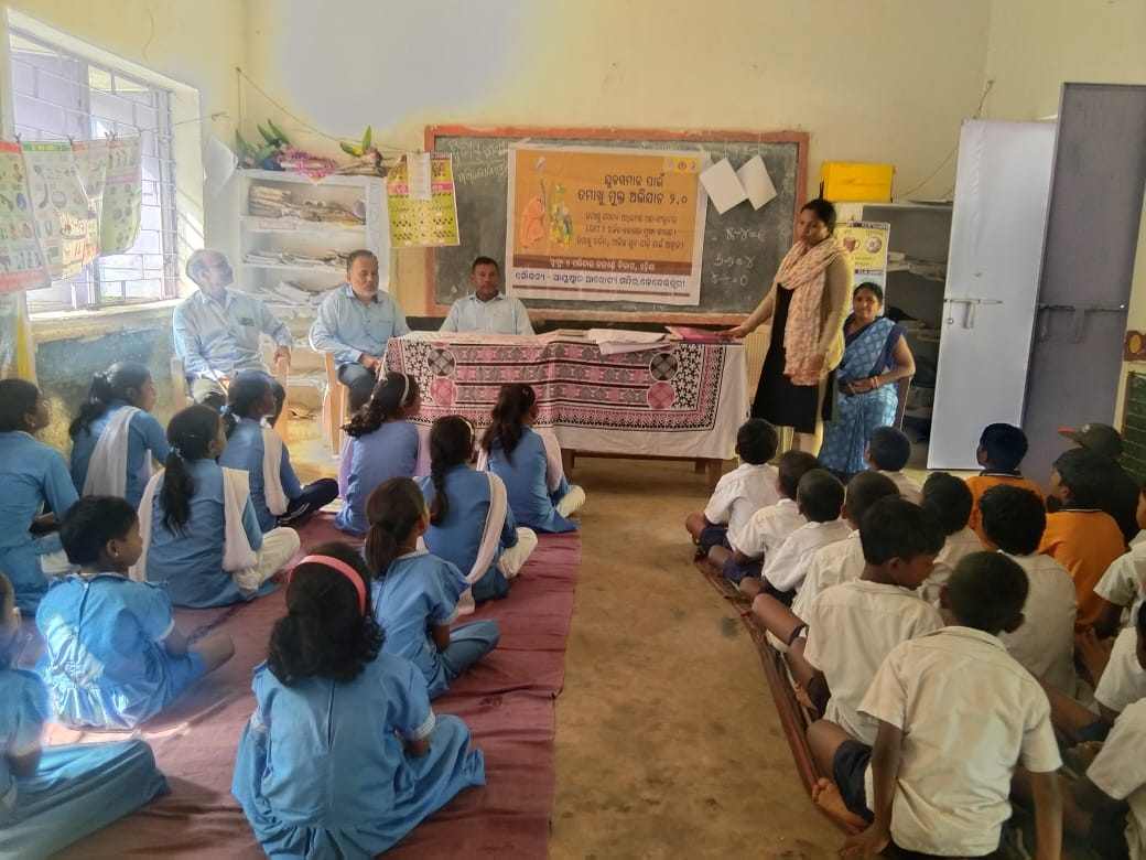 nhmdeogarh's tweet photo. Awareness activities for Tobacco Free Village and Tobacco Free Youth organized by Kndeijuri SC-AAM under Tileibani CHC during TFYC2.0 https://t.co/nh4xEzMCY4