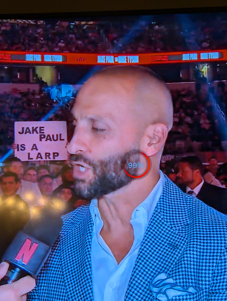 4 Hounds Hollar tweet media