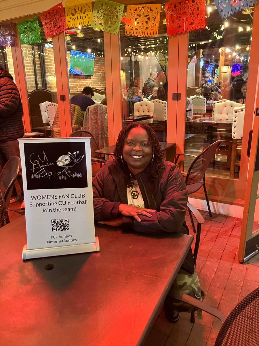 CUaunties's tweet photo. #CUaunties have started to arrive in Boulder to cheer on our nephews! Reporting in from: Ohio, Florida, Georgia, North Carolina, Texas, California and Colorado. Can’t wait to see everyone tomorrow for the Buff Walk. We will be right by the ticketing window! 🦬✨ #SkoBuffs 
@CUBuffsFootball