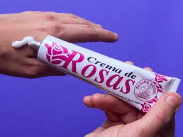 Guachi83's tweet photo. Damas y caballeros la @CCSSdeCostaRica está regalando crema de Rosa para aquellos que se les hizo una roncha con la llegada de @nayibbukele a TIQUICIA @ameliarueda @TicoTrafico @CostaRica https://t.co/vGiYiNowHS