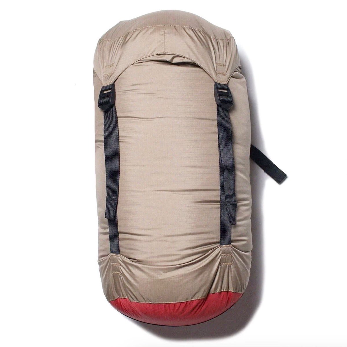 tateisukanna_'s tweet image. 冬シュラフの収納にお困りですか

ぎゅうぎゅうに詰めるのに疲れたら
NANGAのCOMPRESSION BAG
LサイズやXLサイズ

大きめシュラフや衣類も
余裕を持って仕舞えます

tateisukanna.stores.jp/?category_id=6…

#タテイスカンナ #nanga #compressionbag #シュラフ収納 #キャンプ #アウトドア #比企郡