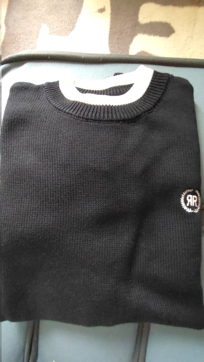 Marumitsu4413's tweet photo. #藤江れいな
#andR
#Asrabbit
注文していた
andR 24AW2エンブレム刺繍 配色ニットセーター ブラックとライトブルー
andR 24AW2袖プリントB−15
中綿ビッグジャ��ットが届いた‼️ https://t.co/TSw0mvHvDx