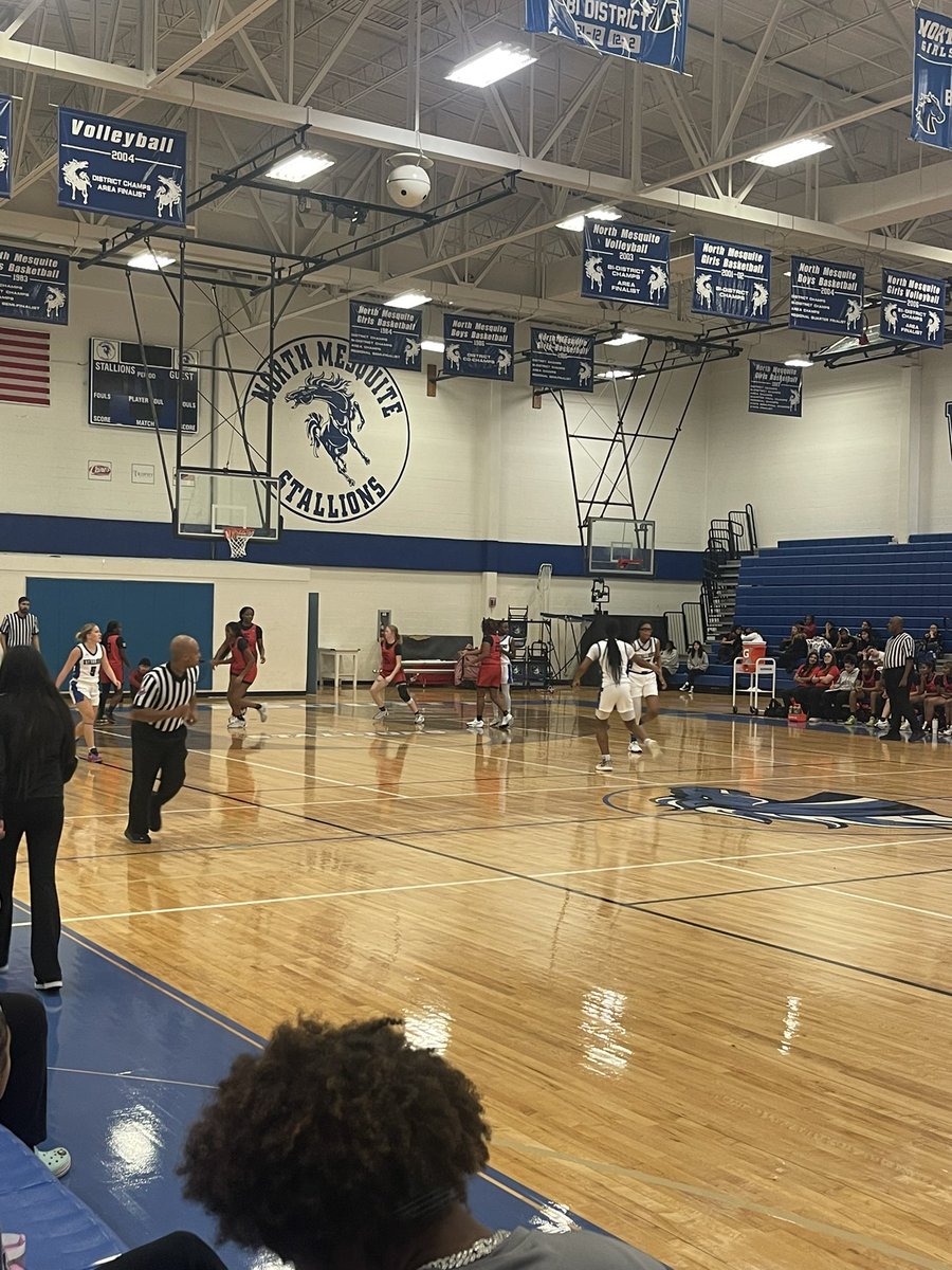 AyoCoachPaige's tweet photo. Had to come see these ladies stallions hoop and hoop they did !! Great win! #Stallions #Northsidepride @ladystallionbb https://t.co/8L9s8IpevK