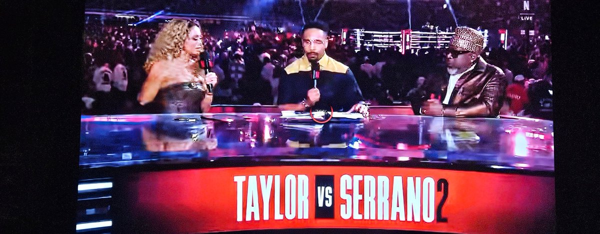 jaydannz's tweet photo. So this is what it's supposed to do right, right? #netflix #PaulTyson https://t.co/lZeXZXqk61