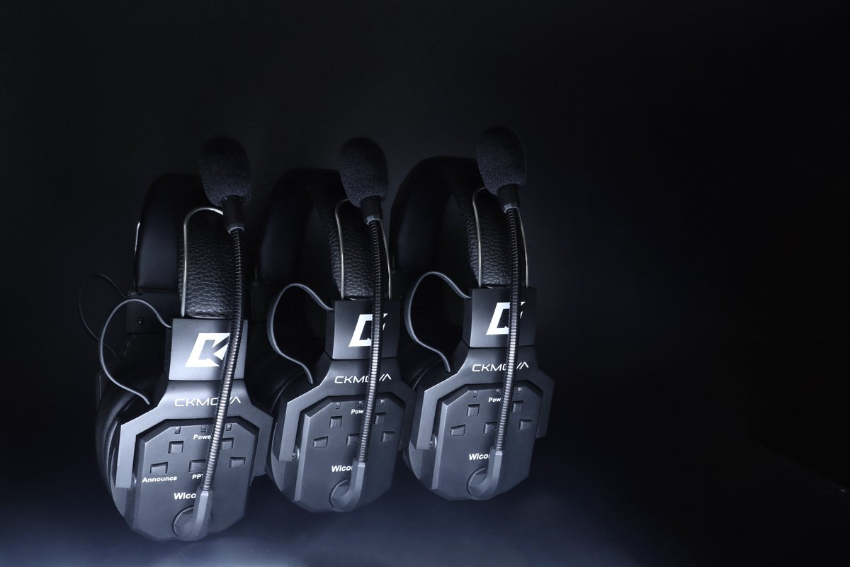 CKMOVA's tweet image. Using more #CKMOVA #wirelessintercom Wicom E for #teamwork in complex shooting environments, Wicom E can support max 9 units to work together, and can be extended to 18 units working together through one cable WITHOUT hub station!
#ckmova #ckmovaintercom #intercom #intercomsystem