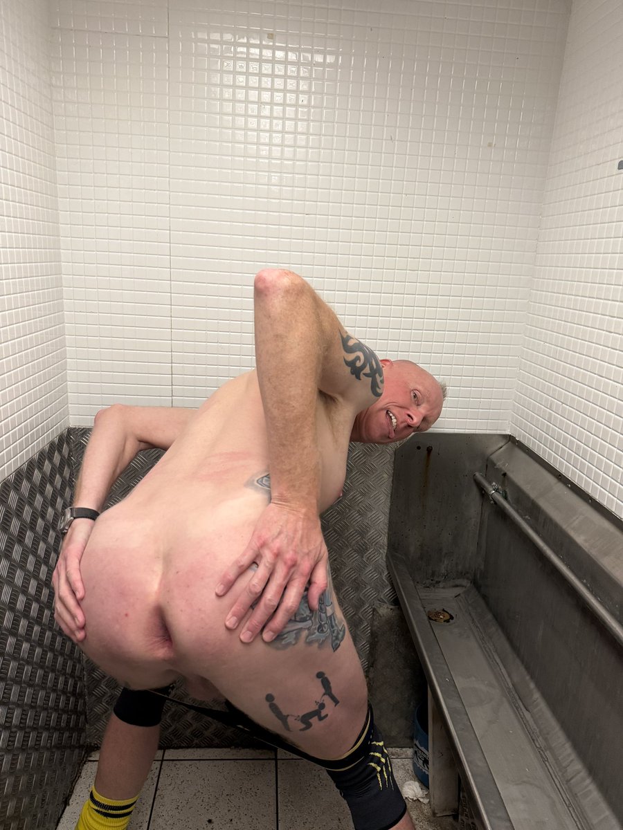 Met this clut at <a href="/CLUBSOP/">CLUBSOP</a> 

Lovely tattoes, kinky mind, and a hungry willing hole!
