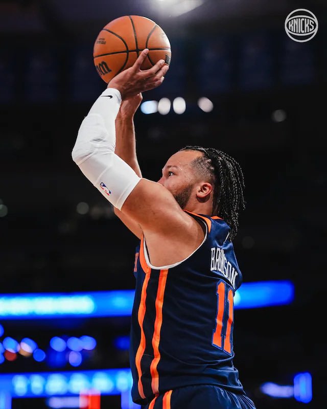 KnicksMuse's tweet photo. THE KING OF NEW YORK https://t.co/57Pn09i9pg