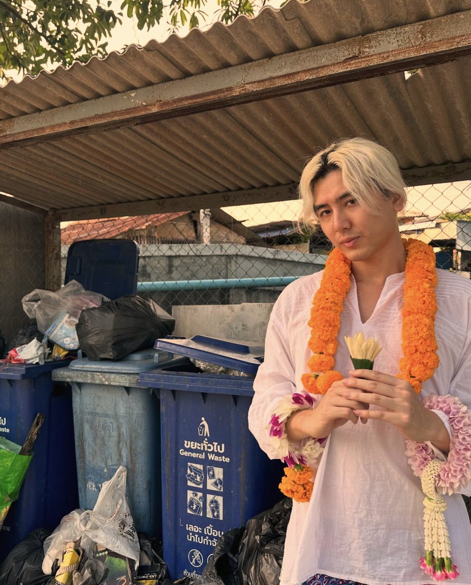「エゴを捨て、みんなお互いを兄弟姉妹のように愛をもって思い合えたら。。。」
風さんの目が語ってたことは、こういうことだったのかもしれませんね。☁️🌈
#藤井風 #藤井風Instagram #ずっずdiary