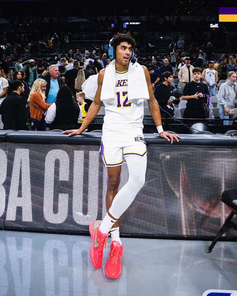Lakers's tweet photo. Feels great ⚡️ https://t.co/mo6qTFNT70