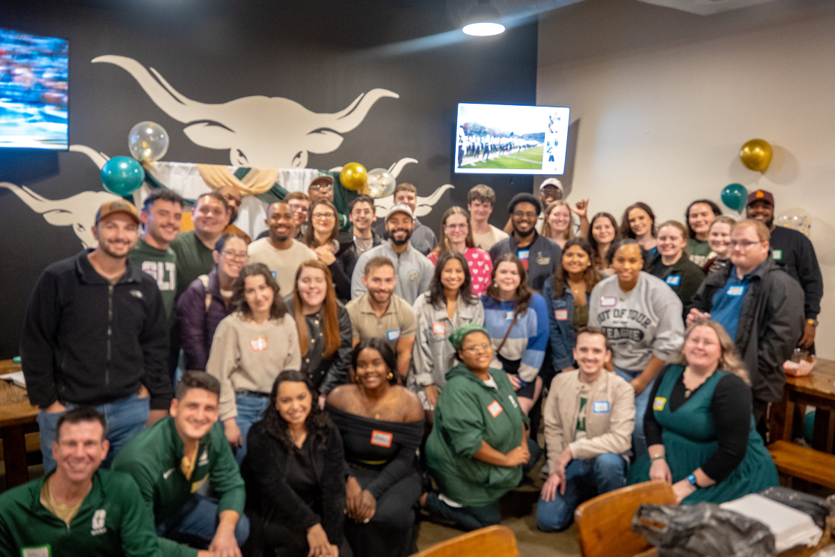 PNNMB's tweet image. We kicked off our Alumni Band Weekend with a social gathering at Armor Cow Brewery! We had a great turn out and lot of fun. 💚⛏️