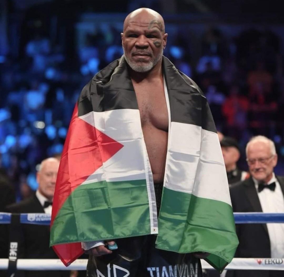 uzulmez1_'s tweet image. 🚨 Elon Musk, Mike Tyson ve Jake Paul boks maçı için beğeni animasyonunu değiştirdi.

- Mazlum Filistin bayrağıyla poz veren Tyson gönülleri de kazanmıştır ! #paultyson

#netfix Gece 4 Maç 6 Kurgu Yönetim İstifa Oğuz Aydın Hakan Fidan Maç 7