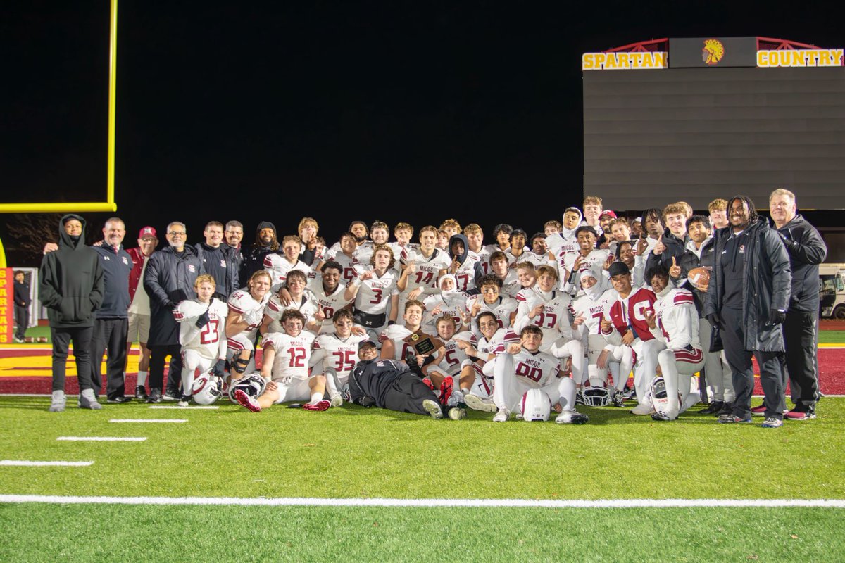 MICDSAthletics's tweet photo. District Champs! https://t.co/hBZIjIkJKZ