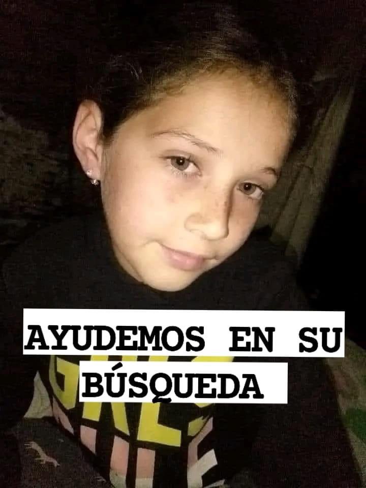 GabbsEvns's tweet photo. RT por favor 🙏🏻🙏🏻🙏🏻

Apoyemos, sus papás están desesperados y destrozados, Perla solo tiene 11 años 😢 https://t.co/aHynorAhJt
