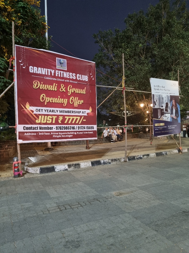 RohitMisra11's tweet photo. Great discomfort to pedestrians and damage to public property, that is democracy at work in India. @pcmcindiagovin @PCMCSarathi Please don't worry, we will keep paying taxes. 🥲 https://t.co/J5WLOdaB9Q