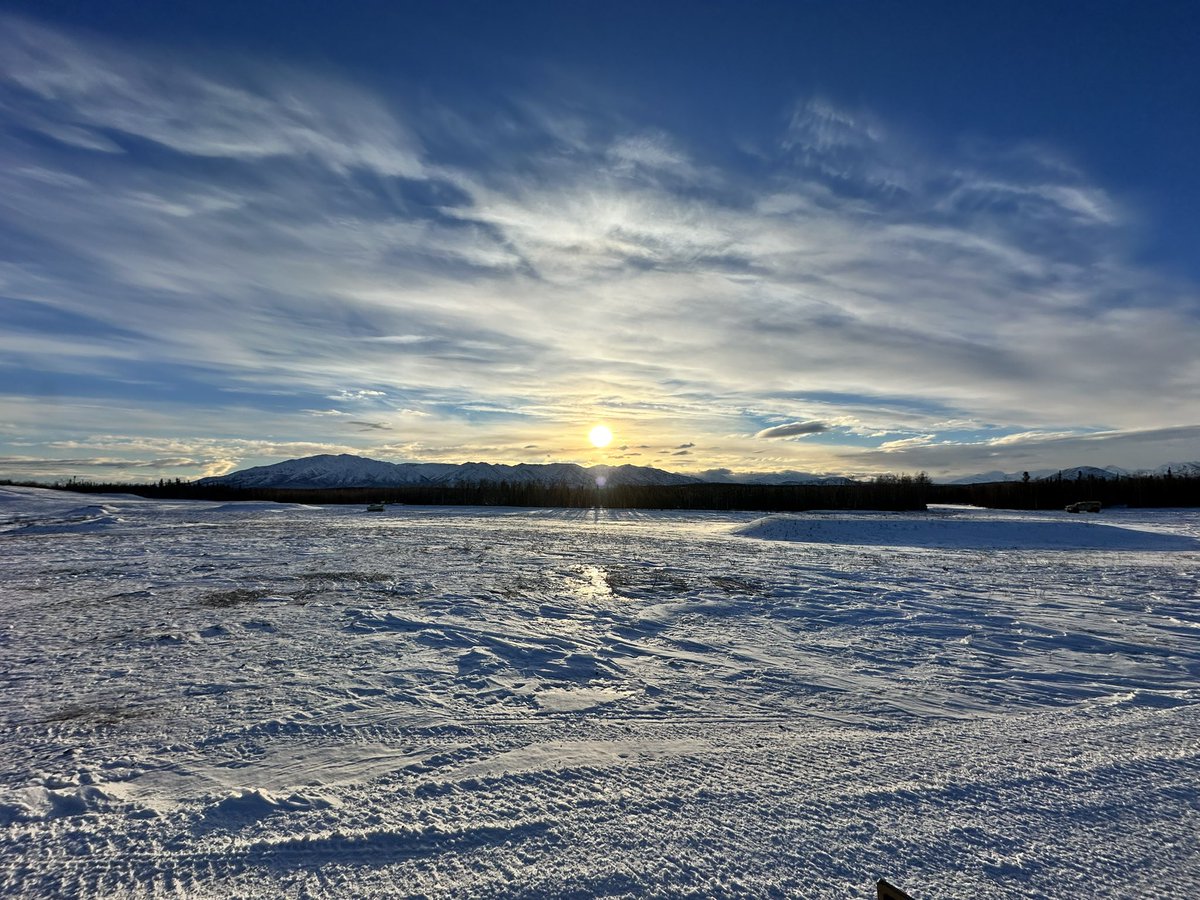 JohnLJames's tweet image. Come serve in Alaska. Embrace the cold. Love the views. #11thAirborne #ArcticWolves