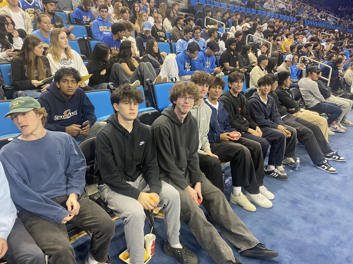 Chaminade Boys Basketball tweet media