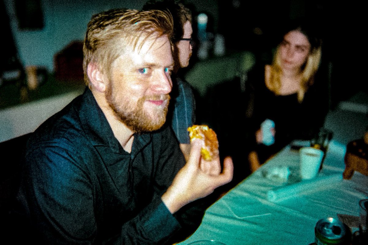 Mistalunchbox's tweet photo. @neverknow247 I knew you looked good under all that exposure! https://t.co/1vLJ9b1zUr