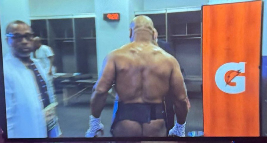 Mike Tyson double cheeked up on a Friday night