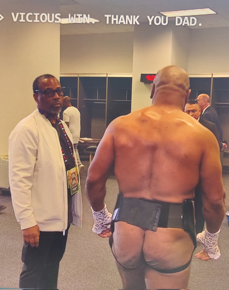 kneesurg3's tweet photo. we got mike tyson's whole ass butt live on Netflix before GTA 6 https://t.co/KhD42ccHqo