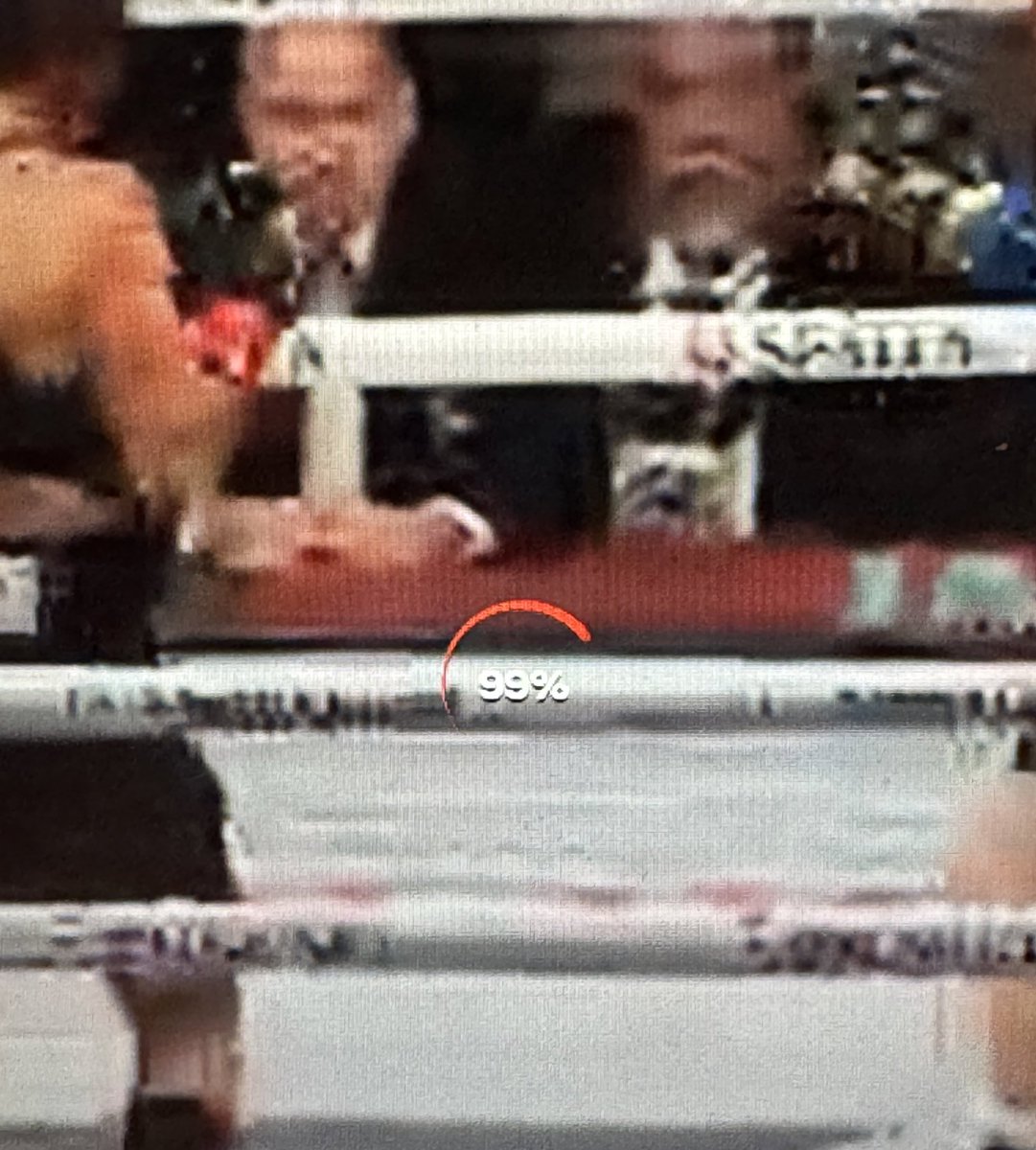 paddypower's tweet photo. What an incredible spectacle Netflix are treating us to. #PaulTyson https://t.co/l4I8XFQdfB